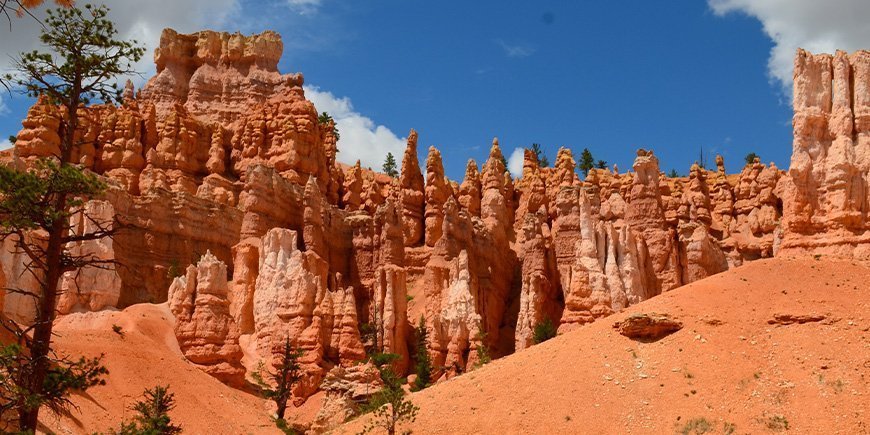 De prachtige oranje hoodoos in Bryce Canyon National Park, VS: