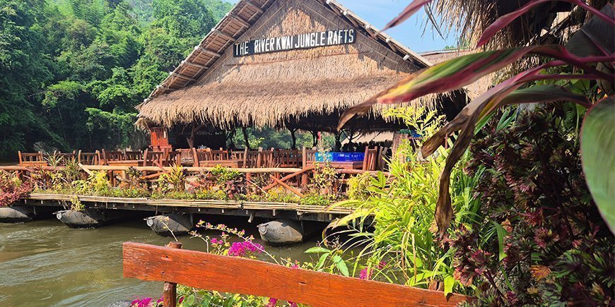 Gevel van River Kwai Jungle Rafts