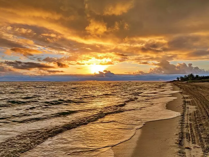 Magische zonsondergang op het strand van Varadero, Cuba