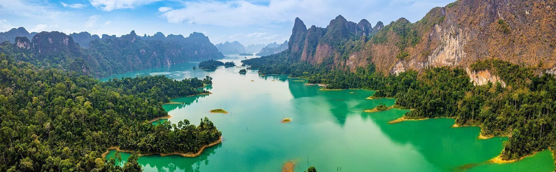 Cheow Lan-meer in Khao Sok, Thailand